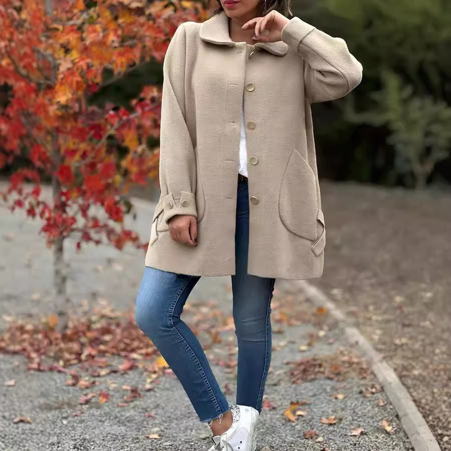 Women's comfortable oversized coat with large pockets and button details, size S