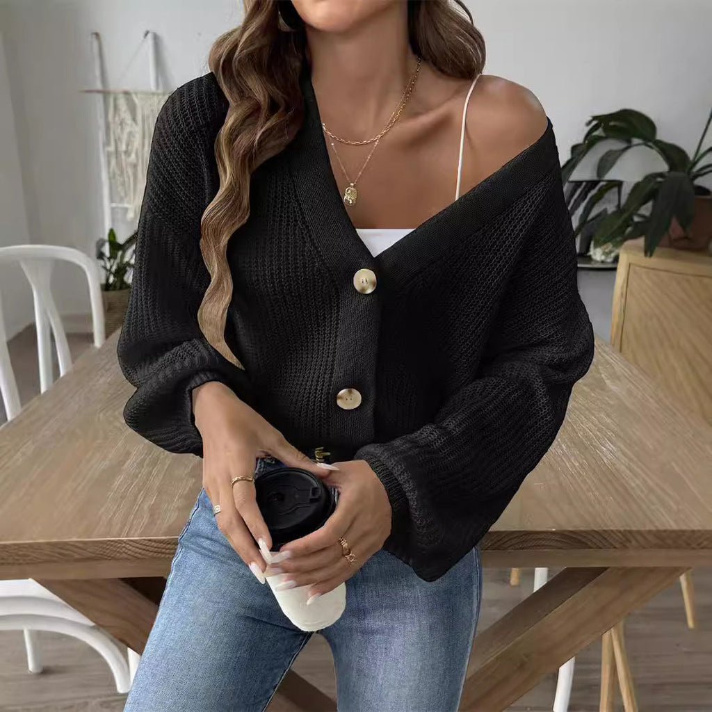 Women's casual cardigan with elegant button placket and wide cut, size S