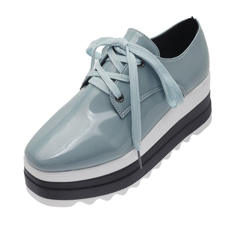 Damen modische Plateau-Sneaker mit schickem Glanz und komfortabler Sohlenkonstruktion, Größe Valenzora