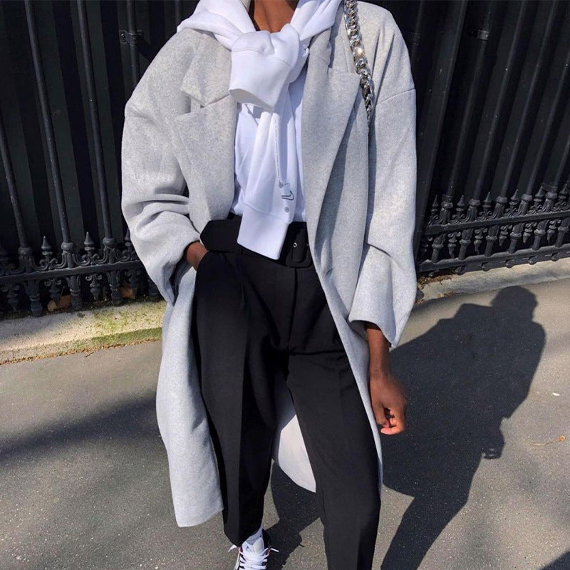 Women's oversized coat in an elegant design