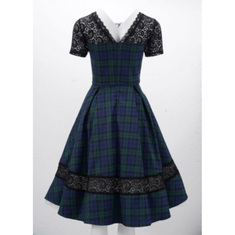 Damenabendkleid mit Spitzenapplikationen und fließendem Rock, Größe Valenzora