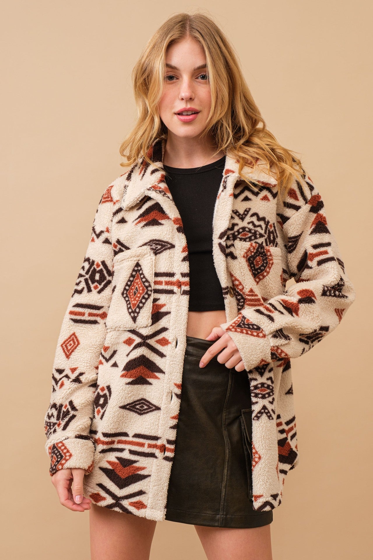 Valenzora | Retro plush jacket with lapel collar