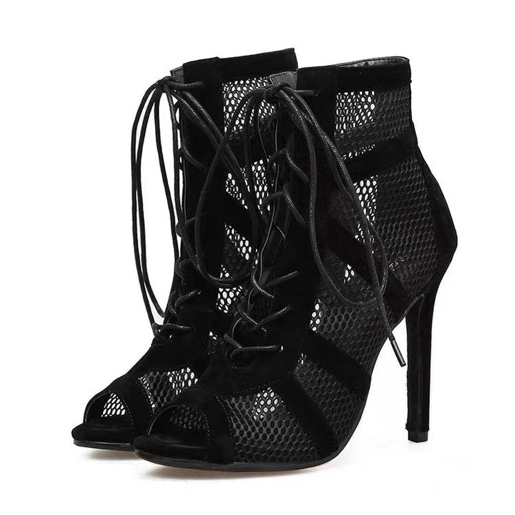 Offene Damenstiefeletten in einzigartigem Mesh-Design mit eleganter Schnürung, Größe S