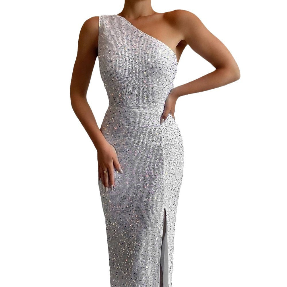 Women's glamorous evening dress with asymmetrical neckline and shimmering details, size Valenzora