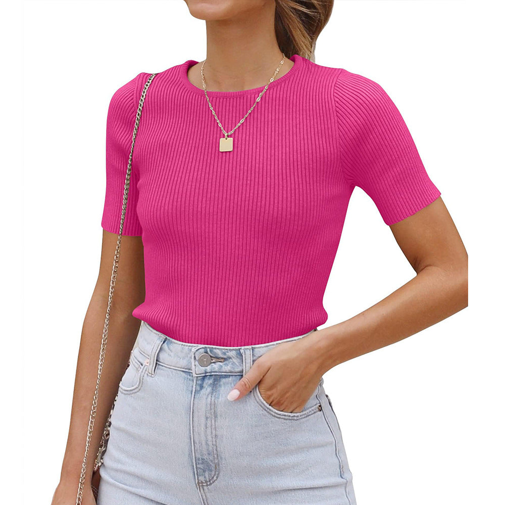 Women's fitted T-shirt with fine ribbing and round neckline, size