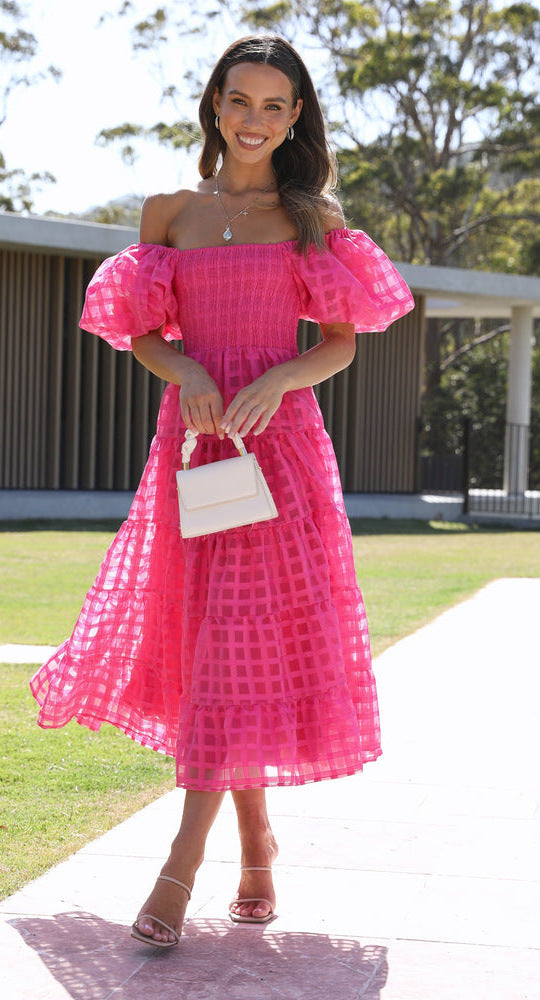Valenzora | Damenkleid mit Einzelhals, Laternenärmeln, abgestuften Nähten