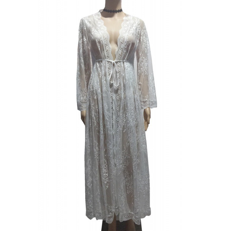 Damen-Spitzenkimono mit zauberhaften Blumenapplikationen und eleganten Halbarm-Ärmeln, Größe [Größe fehlt]