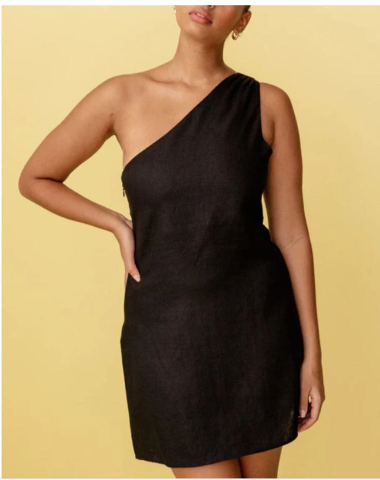 Valenzora | Solid color slim fit one-shoulder commuter dress
