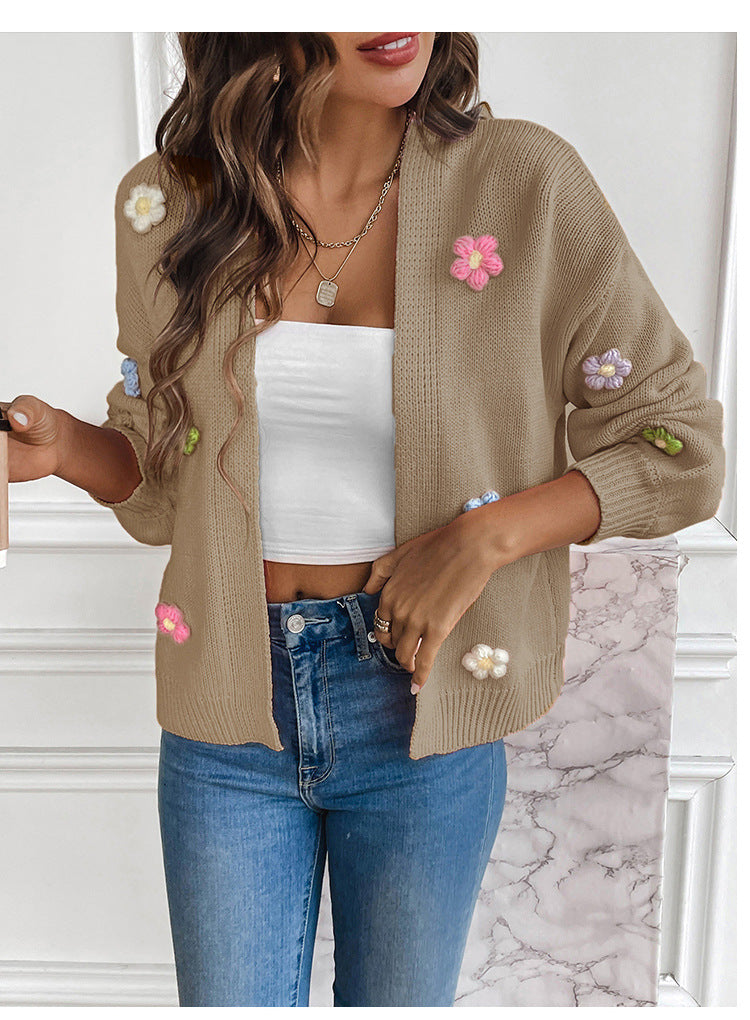 Valenzora | Handgehäkelte gestrickte Blumenstrickjacke