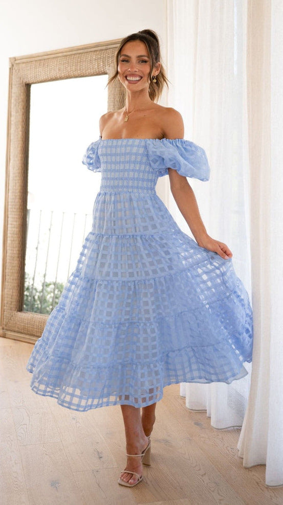 Valenzora | Damenkleid mit Einzelhals, Laternenärmeln, abgestuften Nähten