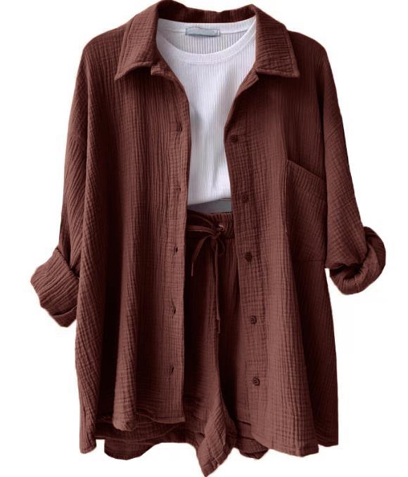 Women's casual summer outfit with modern button placket and elastic waistband, size S