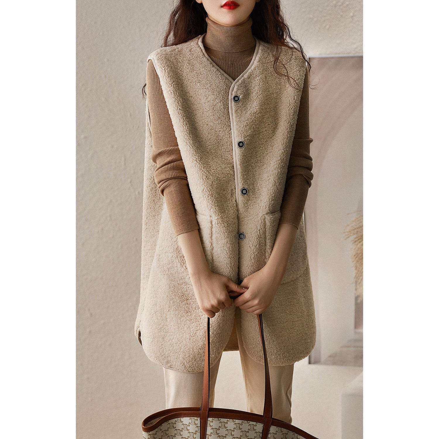 Valenzora | Women's Vest Made of Soft Fabric