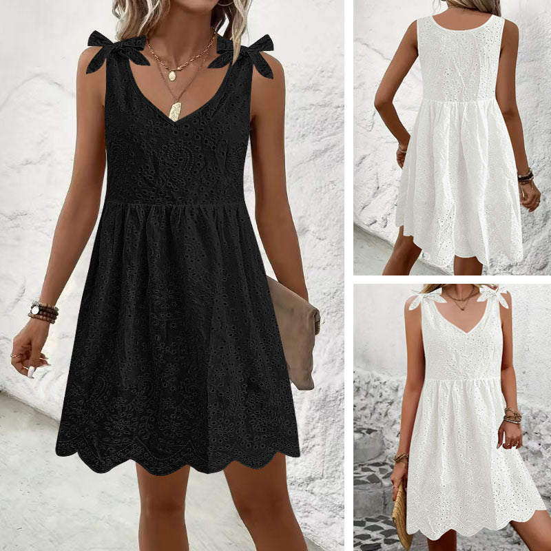 Women's airy summer dress with decorative openwork pattern and cute straps, size