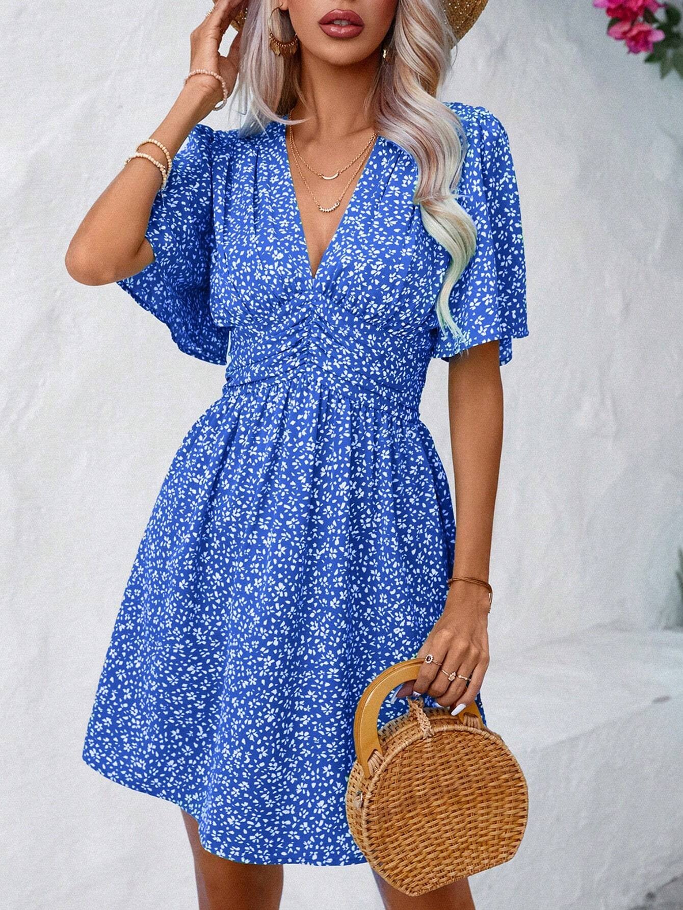 Women's floral pattern dress with V-neck and short sleeves, size