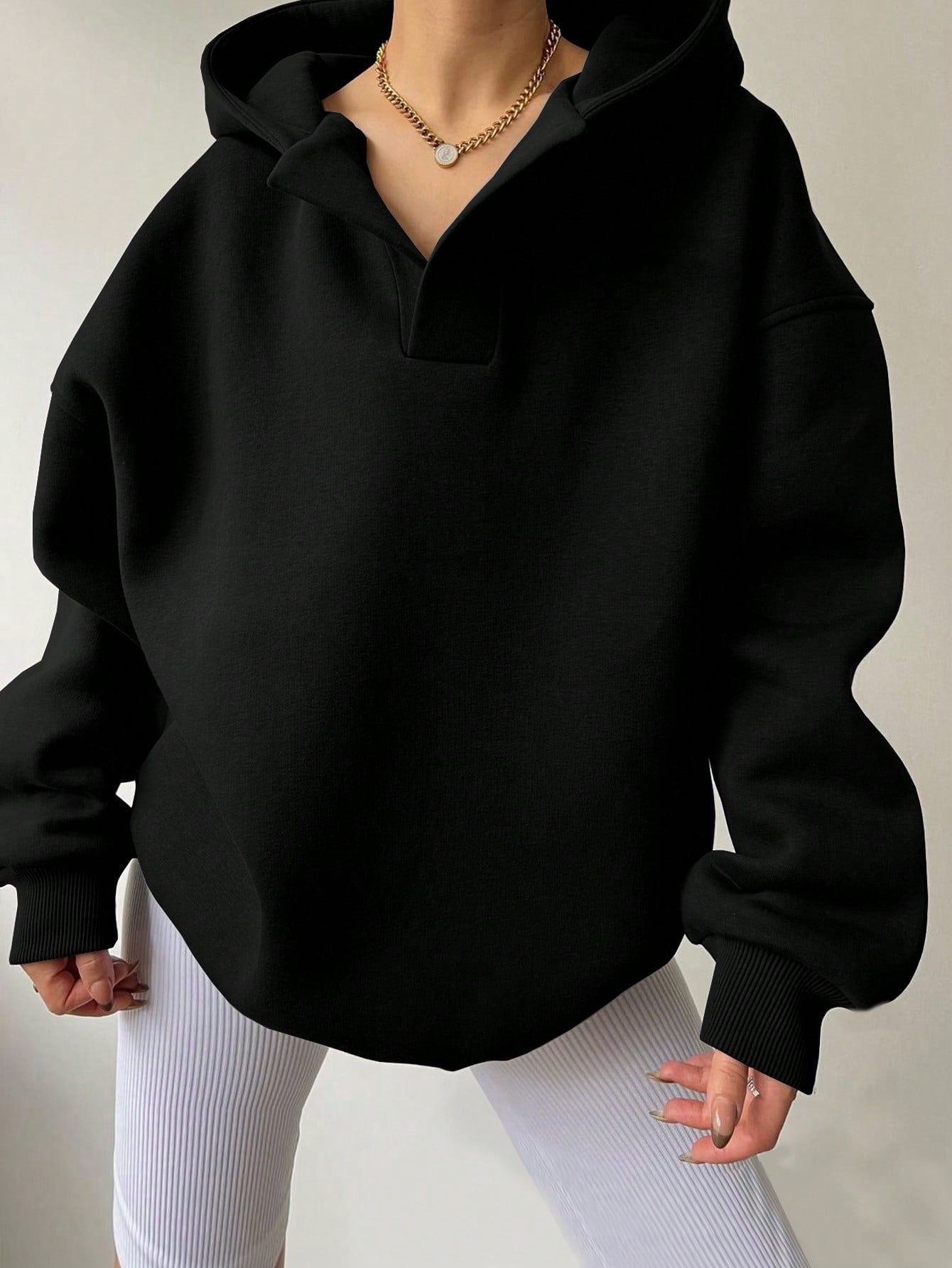 Damen-Oversize-Hoodie mit modernem Stehkragen und weichen Materialien, Größe S