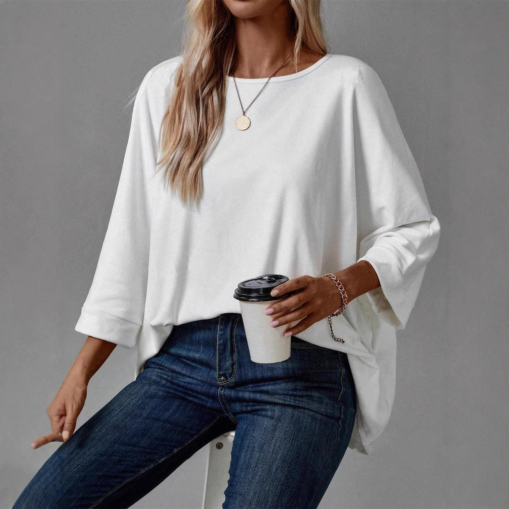 Women's oversized T-shirt with a loose fit and modern silhouette, size S