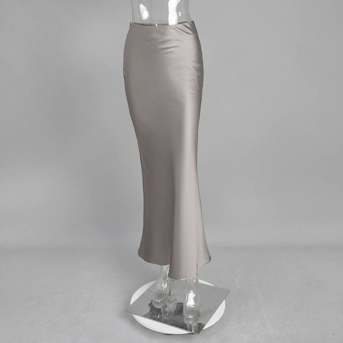 Valenzora | Satin midi skirt with flowing design for women