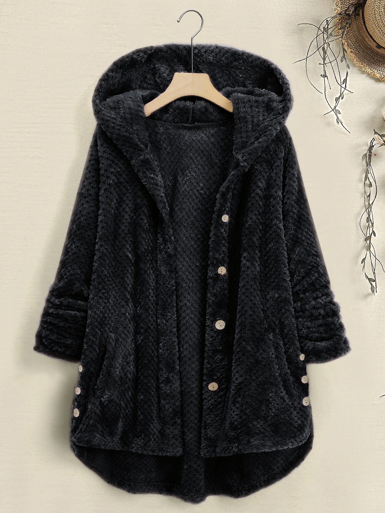Ein lässiger Pullover von Tiara