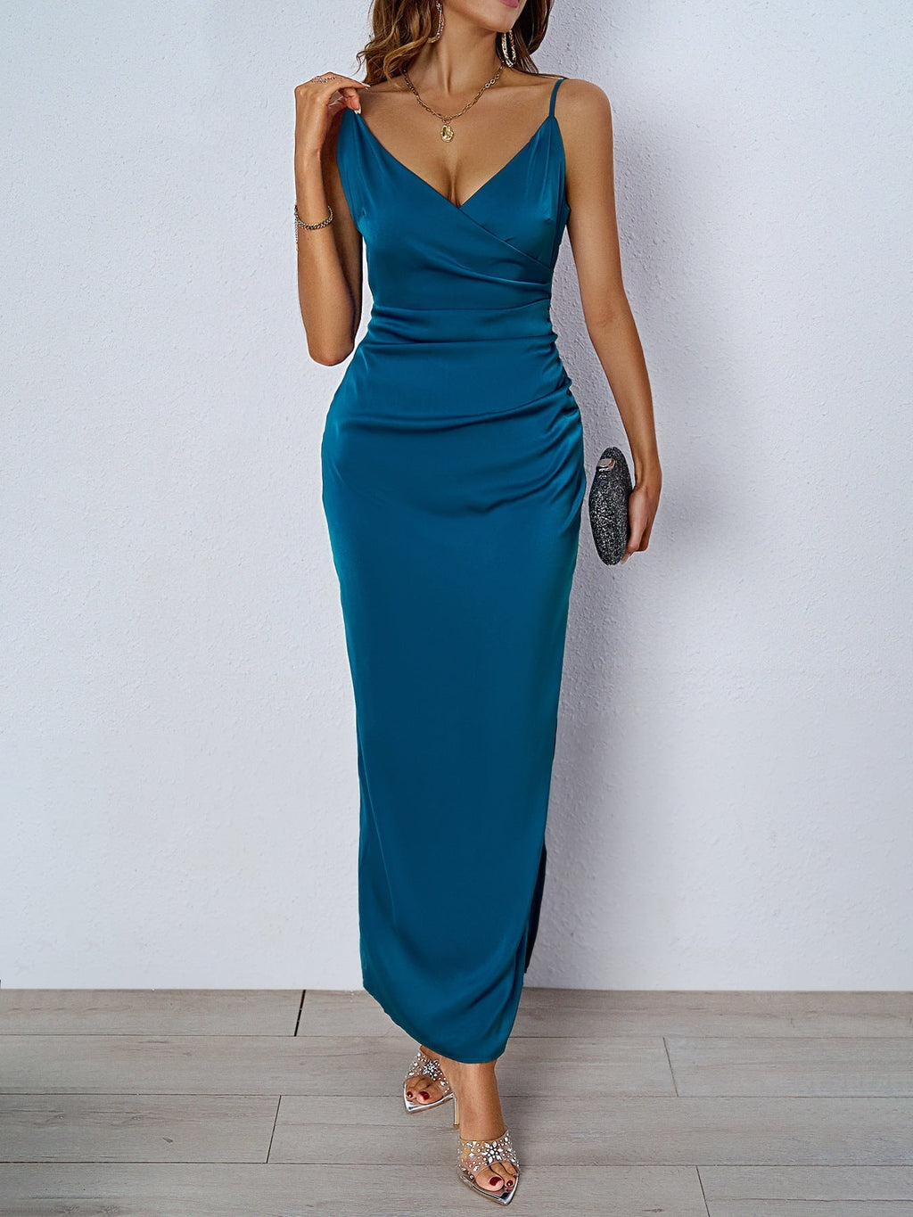 Women's figure-hugging evening dress with V-neck and elegant draping design, size S