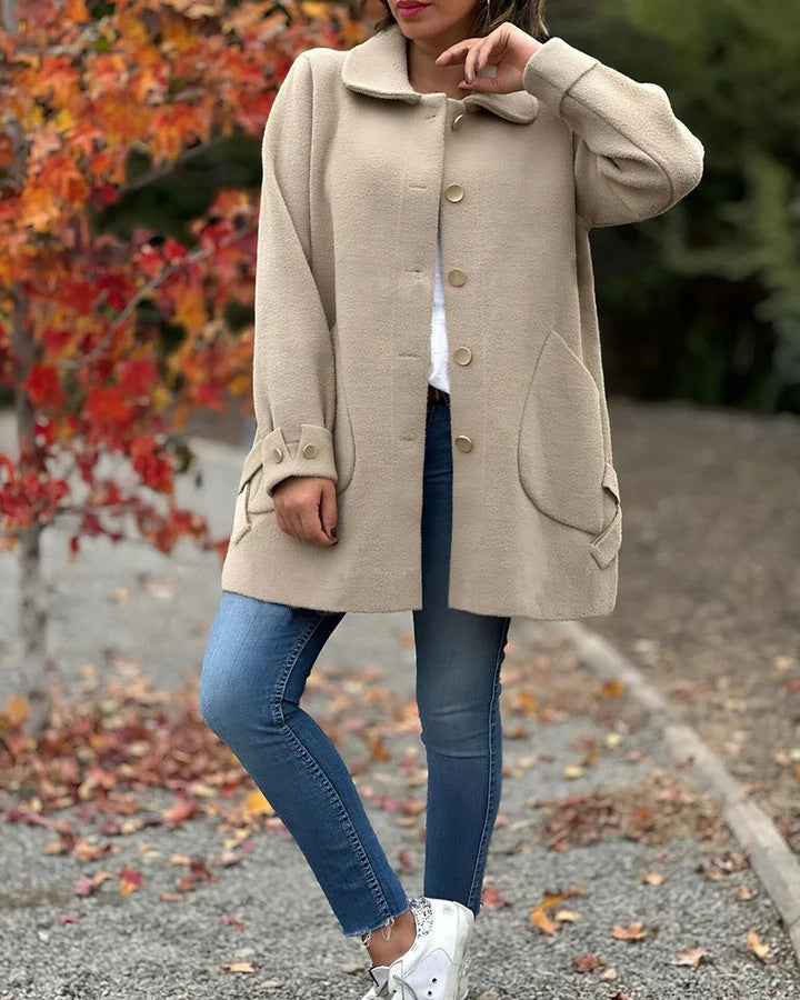 Women's comfortable oversized coat with large pockets and button details, size S