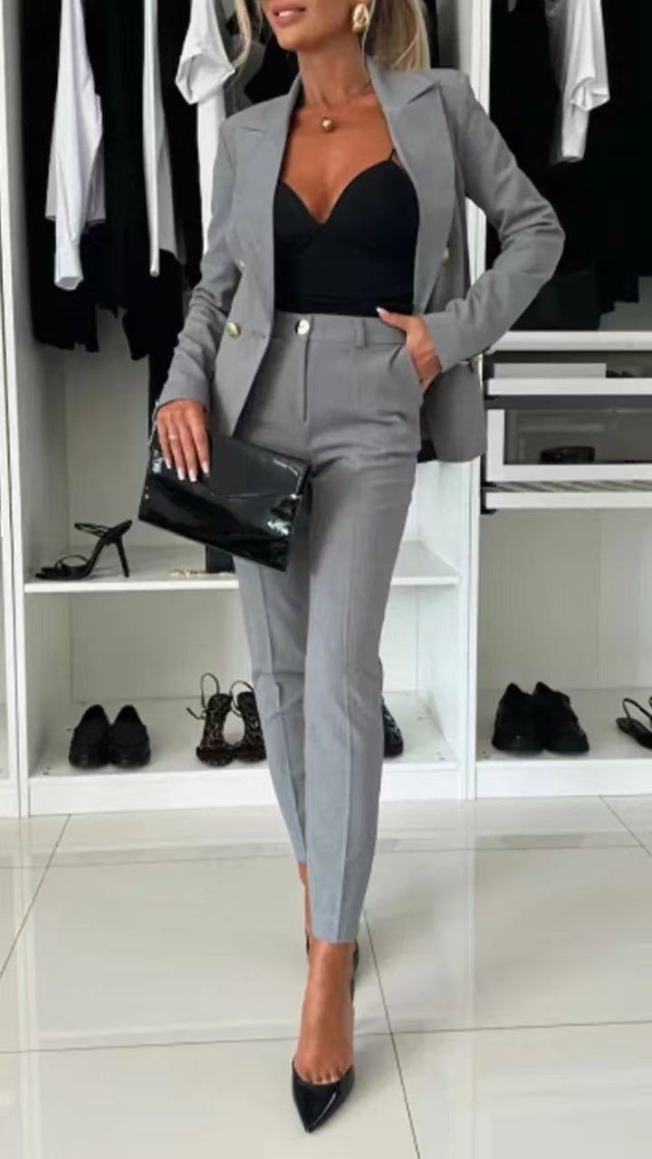 Women's elegant business suit set with double button placket and slim fit, size