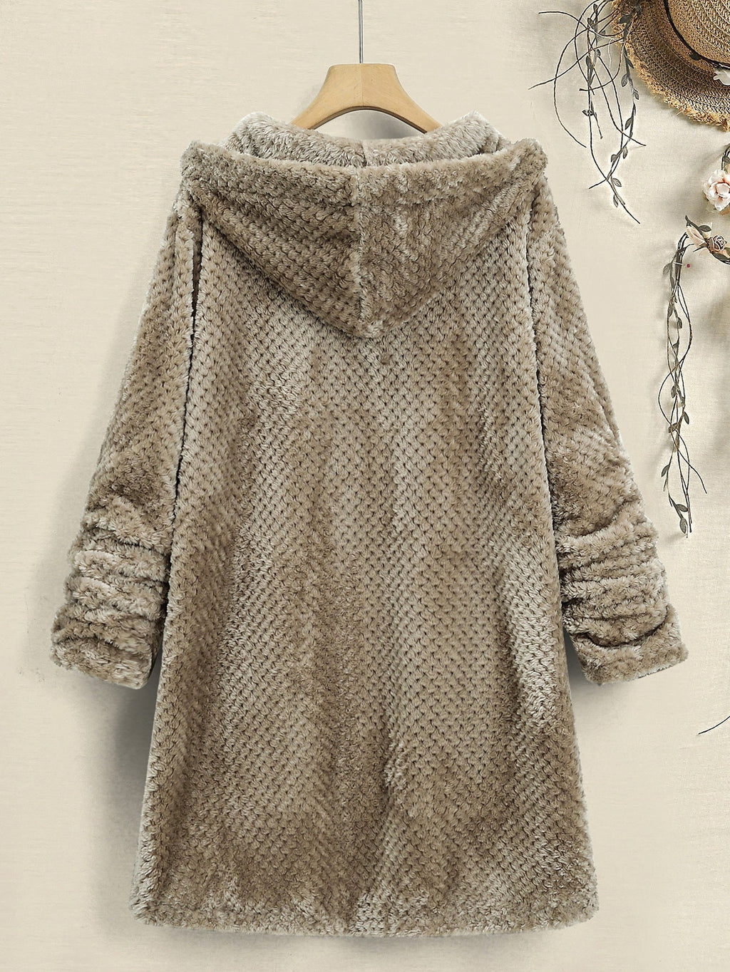 Ein lässiger Pullover von Tiara