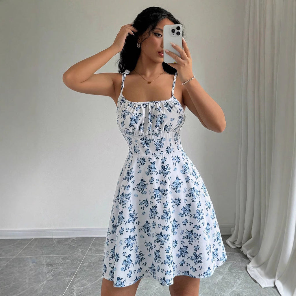 Damen-Sommerkleid mit verstellbaren Spaghettiträgern und floralen Akzenten, Größe [Größe fehlt]