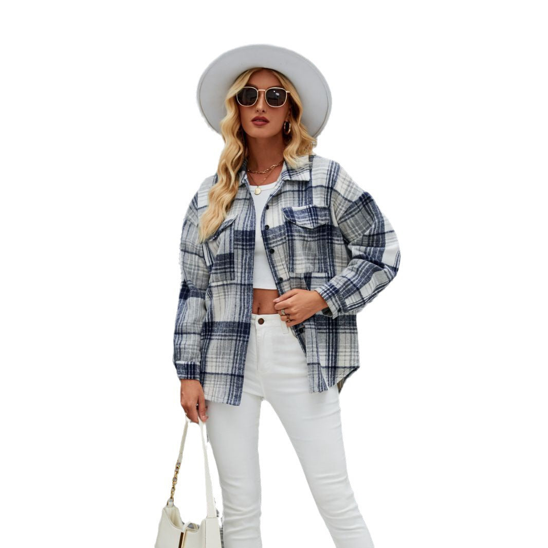 Women's casual flannel shirt jacket with a checked design and practical chest pockets, size S