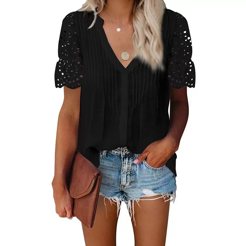 Women's blouse with sophisticated fabric details and lace sleeves, size