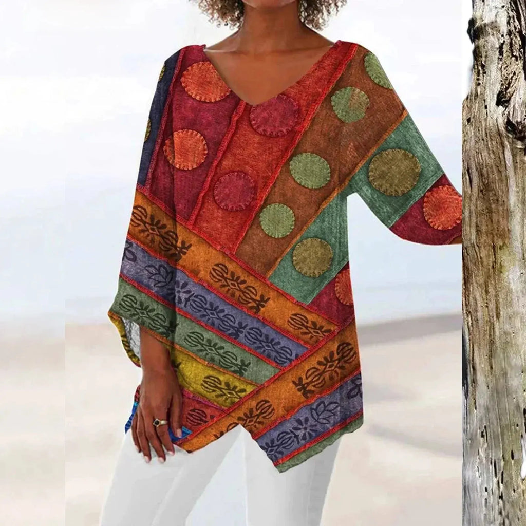Valenzora | Vintage top with V-neck and elegant fit