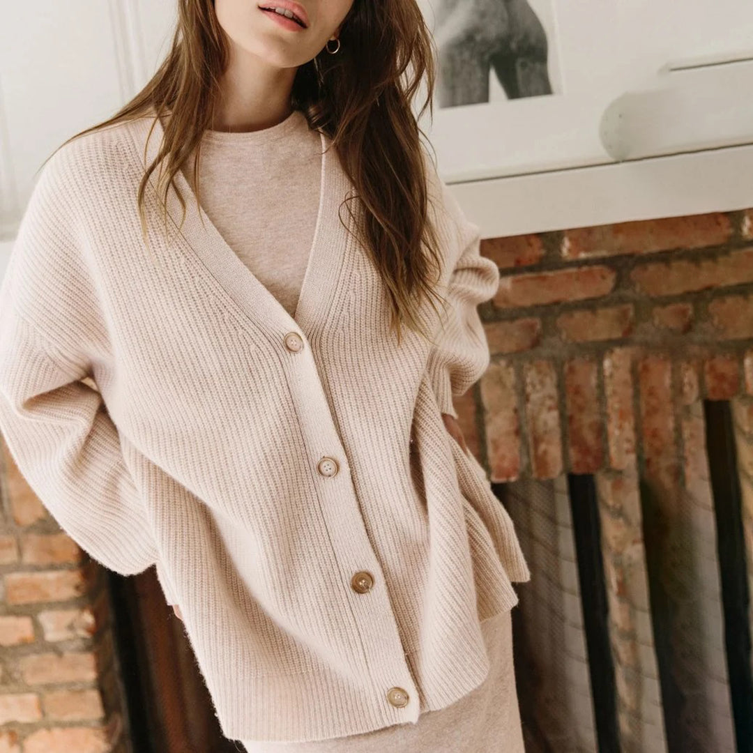 Valenzora | Oversized cardigan for women with luxurious comfort