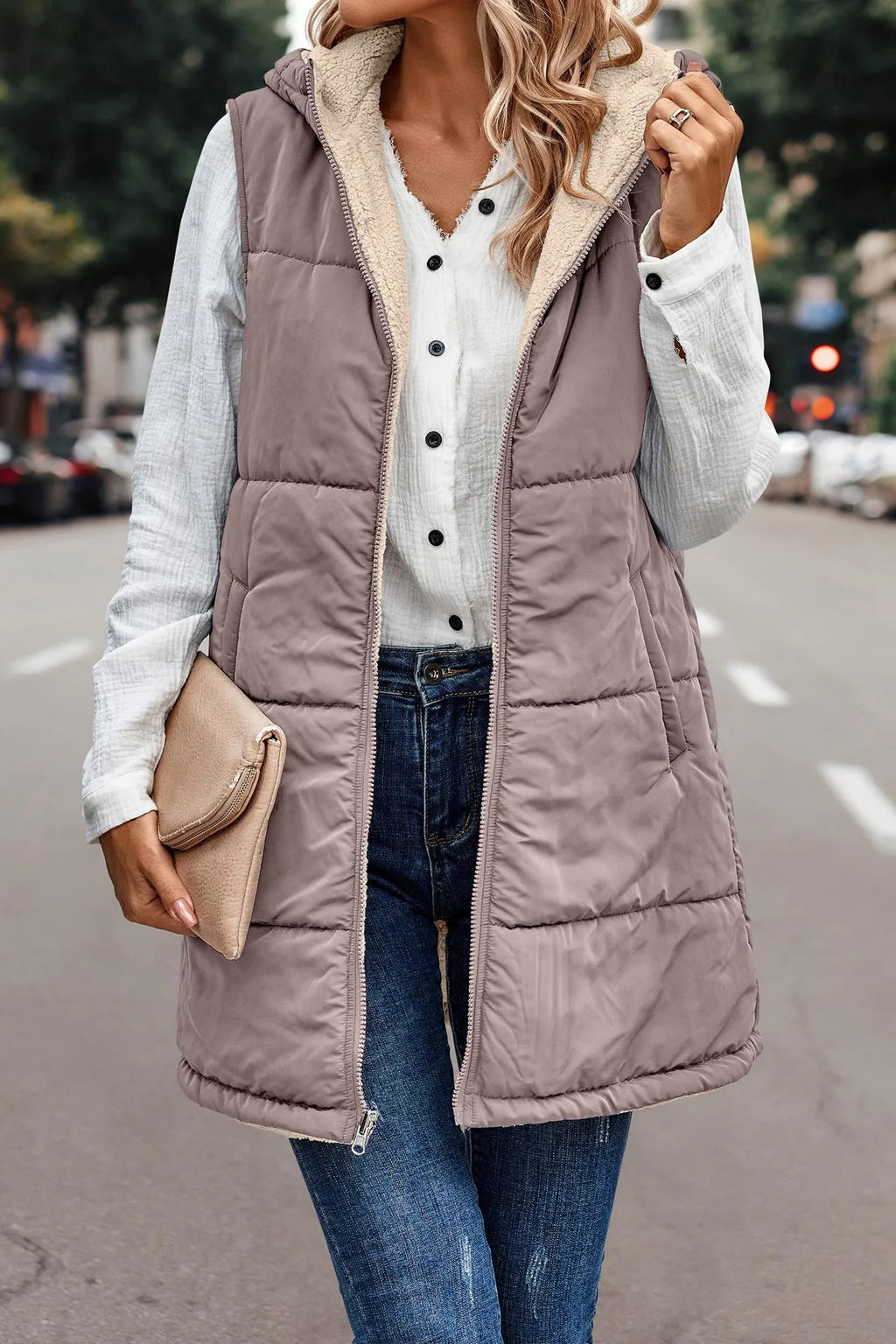 Valenzora | Double-sided vest with hood