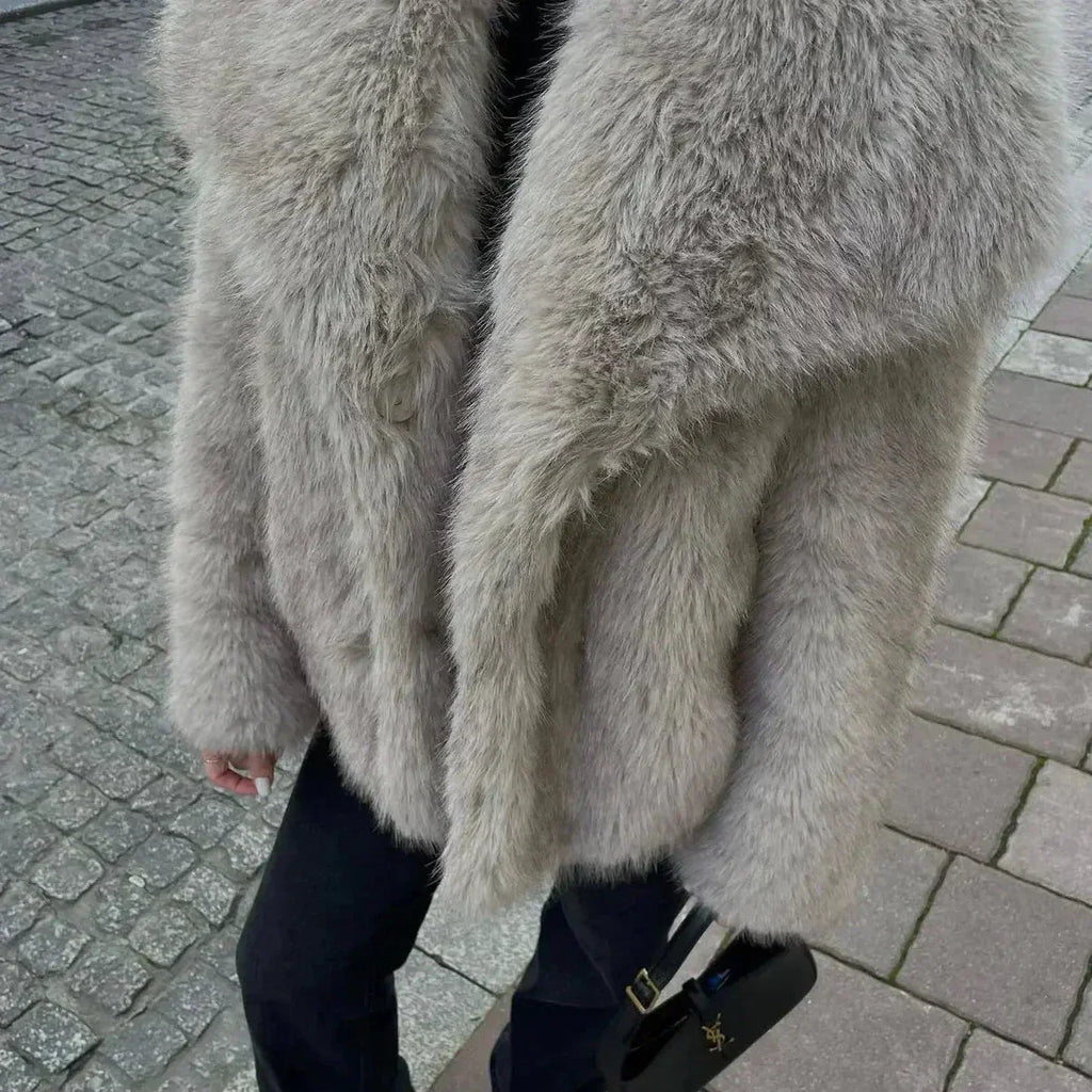 Valenzora | Flauschige Pelzjacke für den Winter