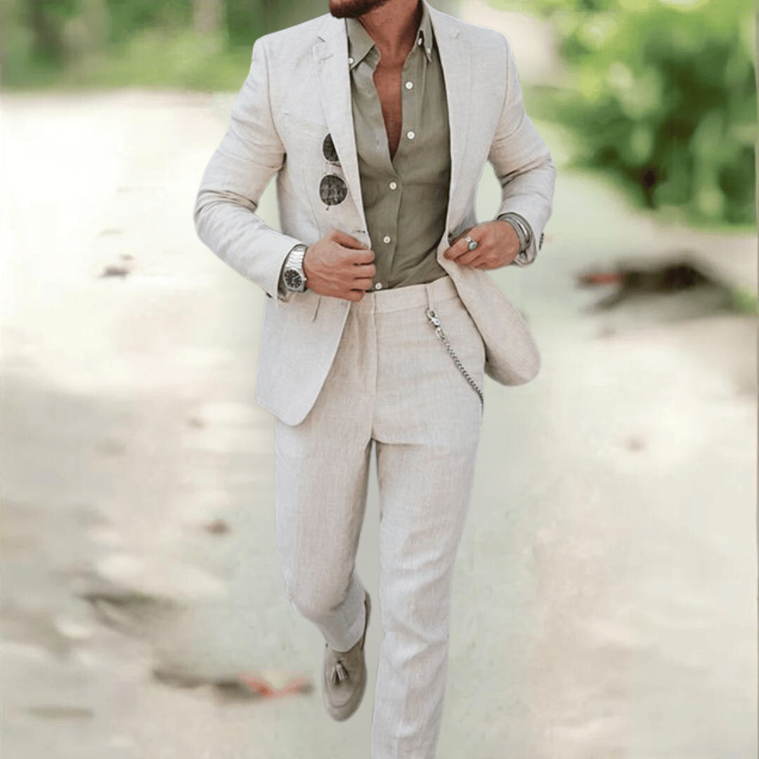 Valenzora | Elegant and luxurious suit