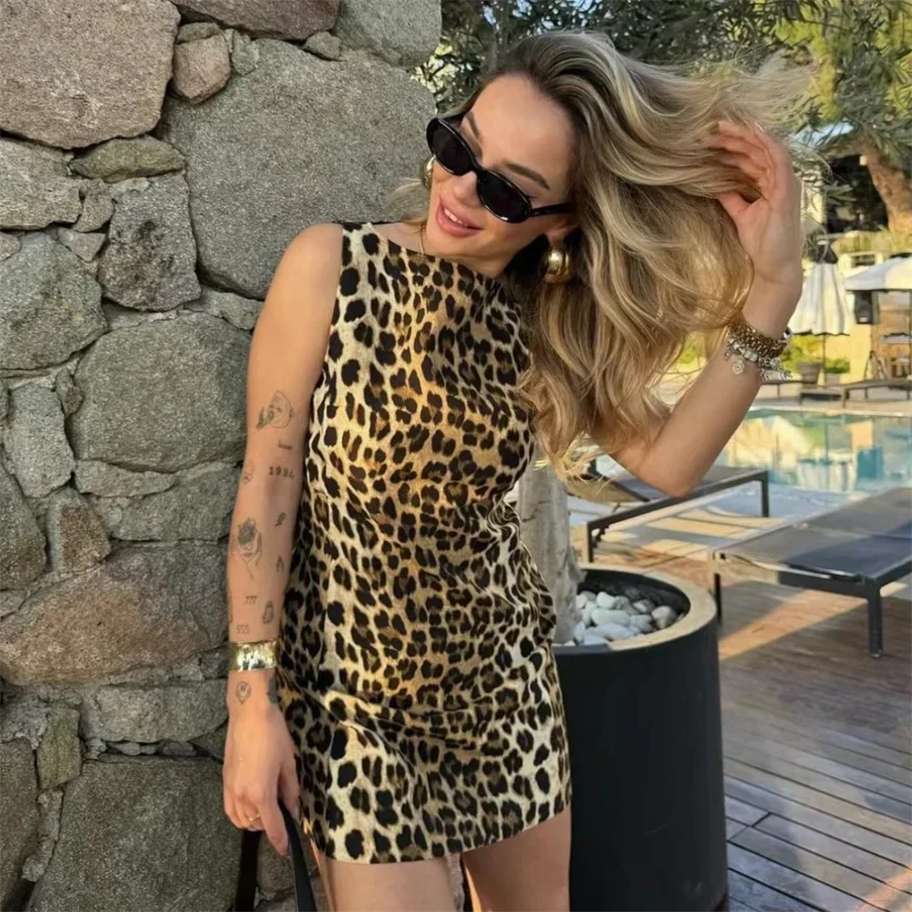 Valenzora - Short - Leopard print - Summer