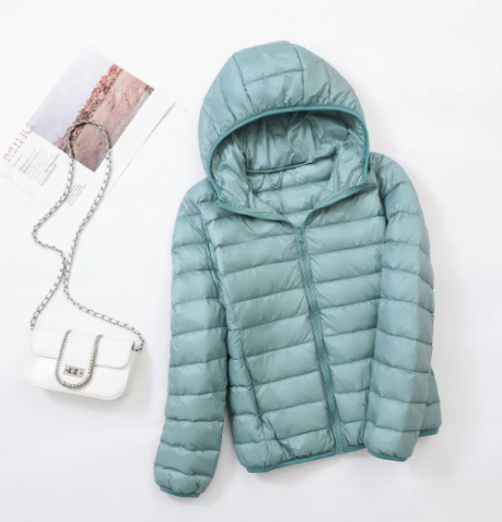 Valenzora | Leichte Damen-Daunenjacke mit Kapuze