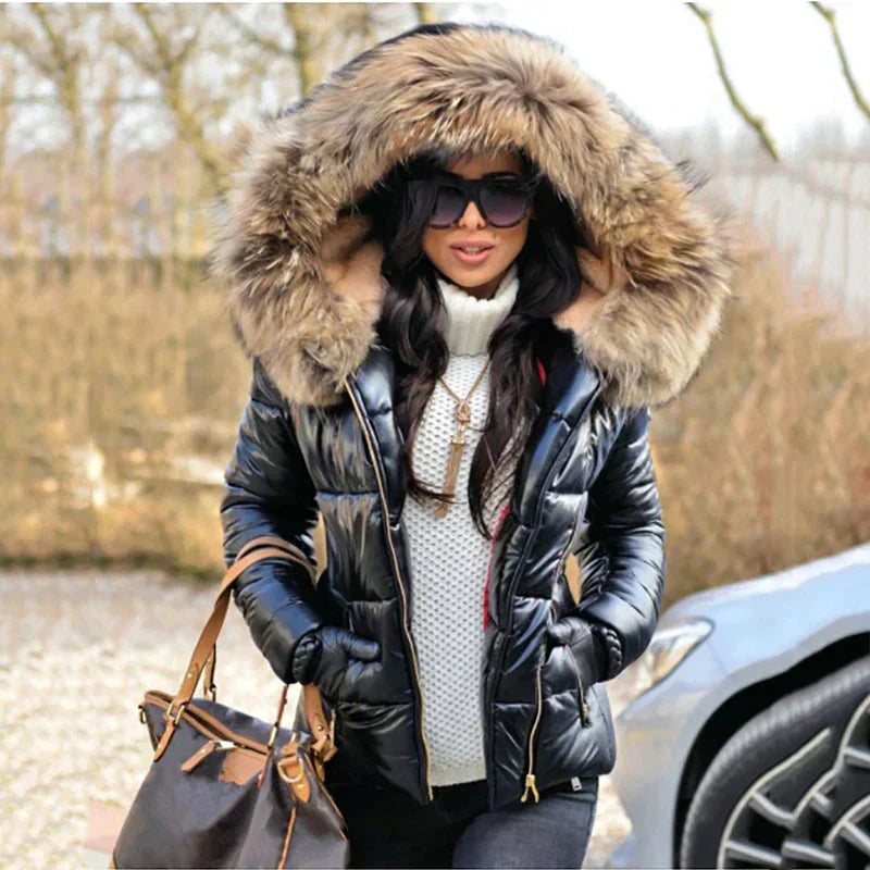 Valenzora – Winterjacke mit Kapuze aus Kunstfell