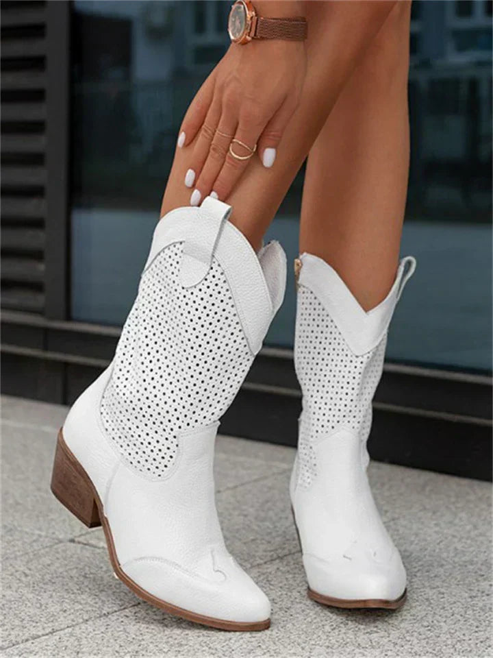 Valenzora | Fashionable and effortless overall boots