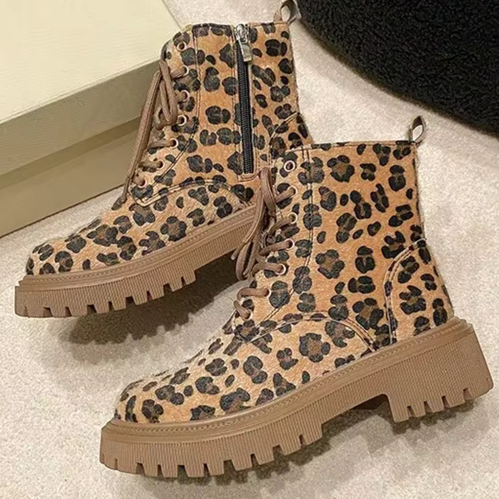 Valenzora | Fashionable boots for women