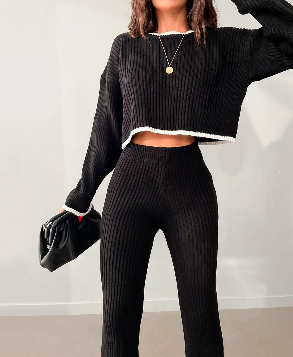 Valenzora | CROP SET MADE OF RIB KNIT