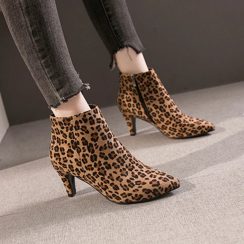 Valenzora | Damen Stiefeletten – Elegante Stiefeletten mit Absatz