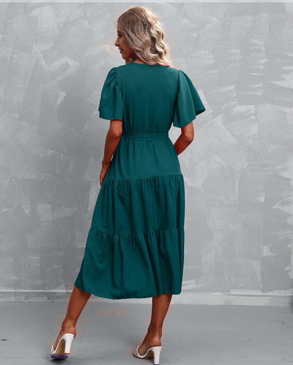 Valenzora - Green midi dress with ruffles