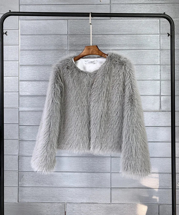 Valenzora - Plush fur coat
