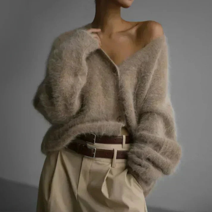 Valenzora | Luxuriöser Oversized Flauschiger Kaschmirpullover mit Knopfverschluss