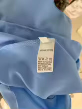 Celestina™ – Verspieltes Partykleid mit Rüschen & asymmetrischem Saum