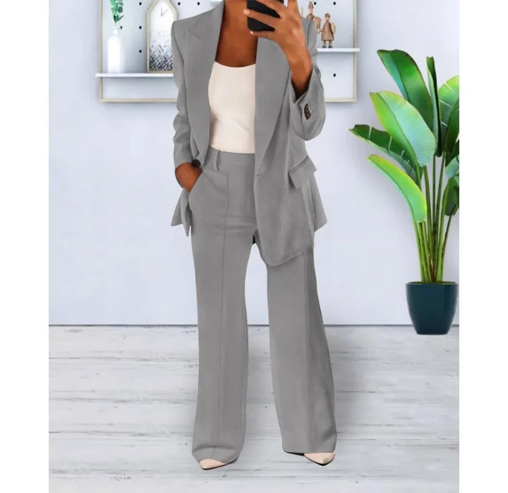 Valenzora | Elegant trouser suit and jacket set for women