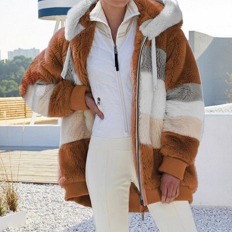Strickjacke mit Kapuze