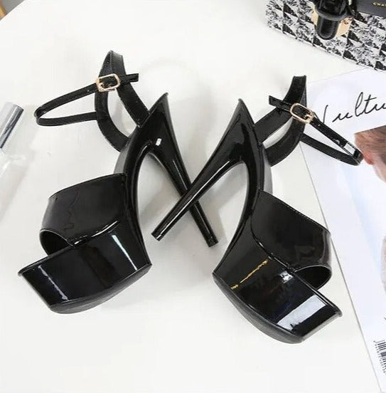 Valenzora | Linger Like A Tattoo Kiss Pump Sandals