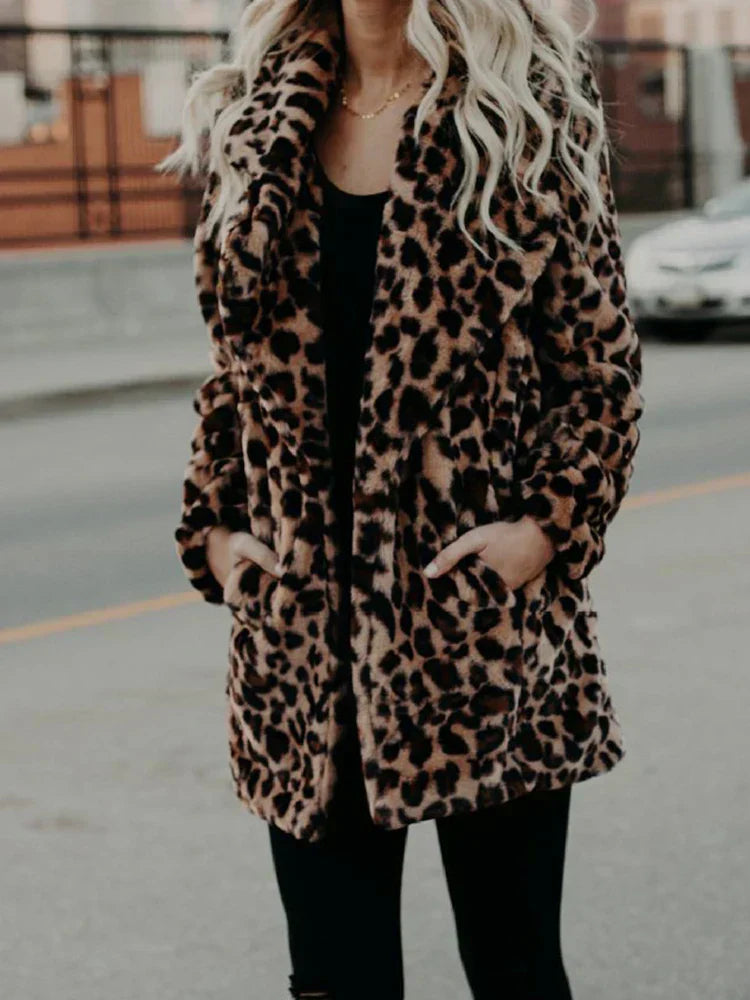 Valenzora - Leopard print coat