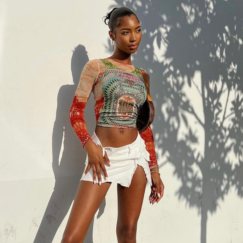 Valenzora | Langärmeliges Mesh-Top mit Tattoo-Print